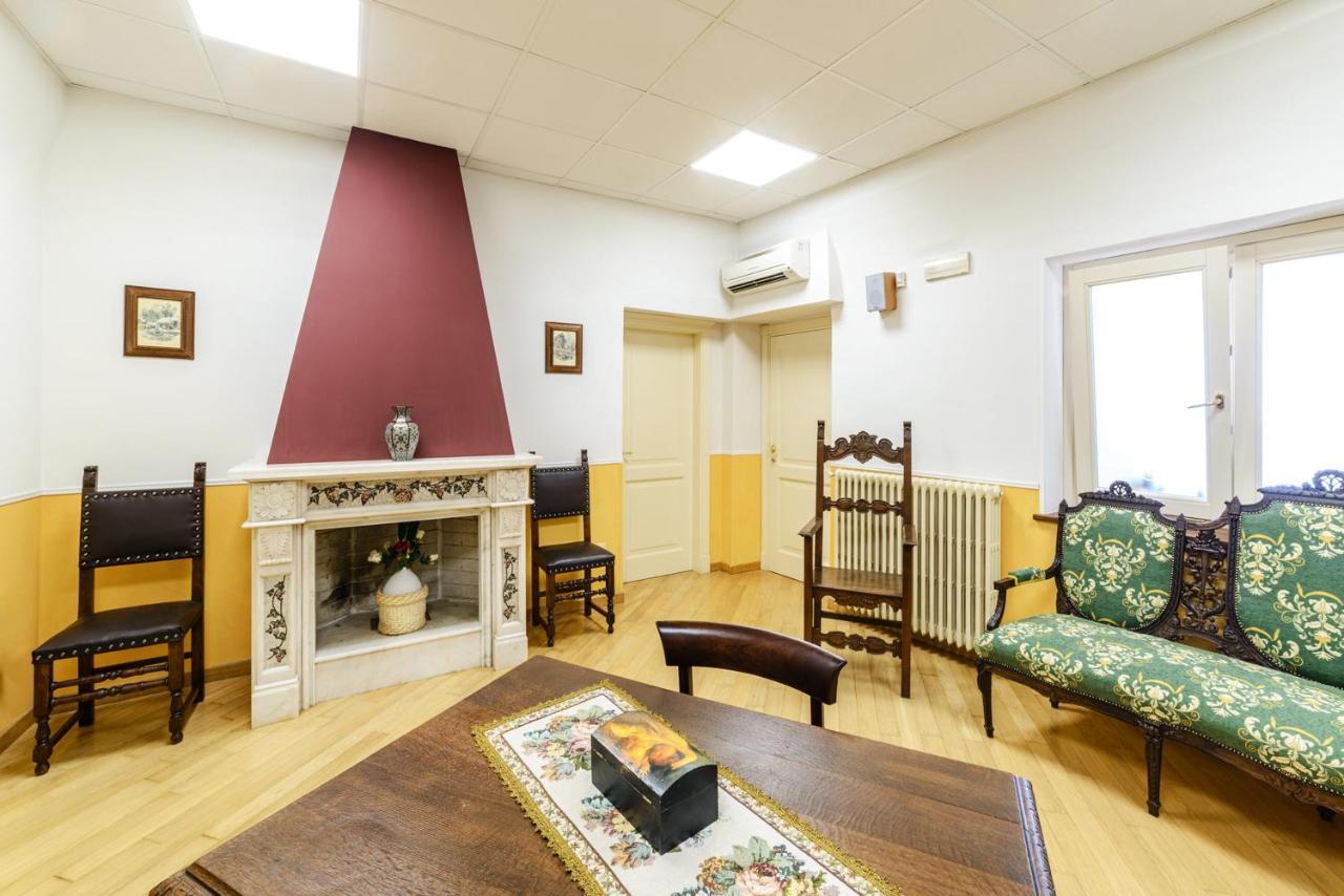 Nel Vicolo Luxury B&B Penne Buitenkant foto